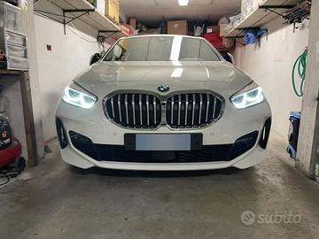 Automobili