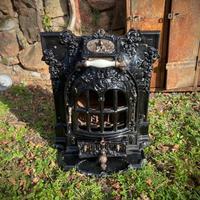 Stufa francese in ghisa smaltata stile Salamandre