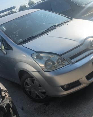 TOYOTA COROLLA VERSO 2004-2009 2.2 D-4D 5 Porte