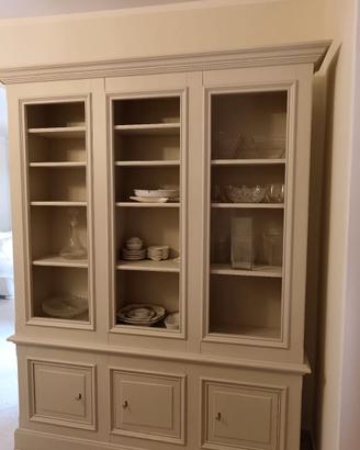 Credenza