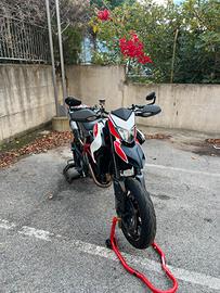 Hypermotard 821 sp