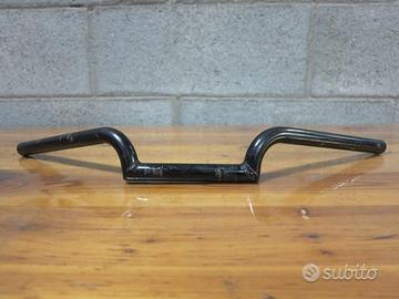 Manubrio aftermarket per moto custom
