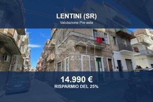 Immobile in asta di 111 m² con più di 5 locali e b