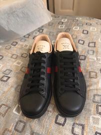 Gucci Ace bee nere