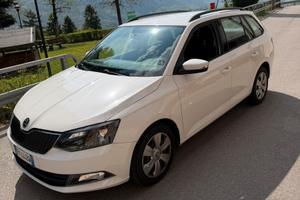 Skoda fabia 1.4d automatico 2017