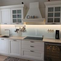 Cucina classica bianca