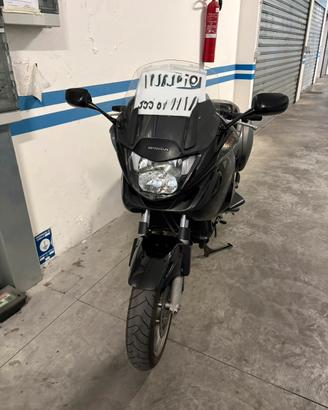 Honda deauville nc700