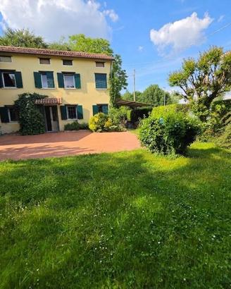 Villa di 574 m² con più di 5 locali a Bolzano Vice