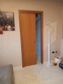 4 porte in legno in buono stato