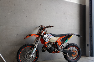 KTM 125 exc SIX DAYS 2011