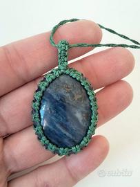 Collana lunga macramè con Sodalite