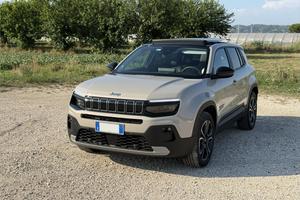 Jeep Avenger Hybrid Summit