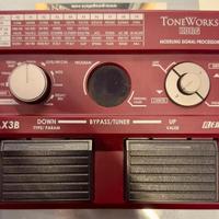 KORG AX3B -MULTIEFFETTO A MODELLI FISICI PER BASSO