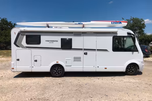 WEINSBERG CARACORE 700 MEG – 2021 – FULL OPTIONAL