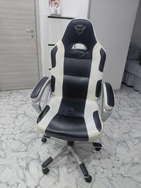 Postazione completa Gaming scrivania + sedia ergon