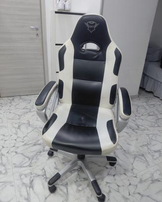 Postazione completa Gaming scrivania + sedia ergon