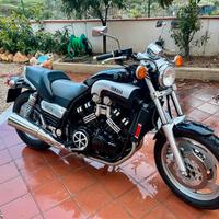 Yamaha VMAX 1200 - SOLO 25.000 km - DA VETRINA