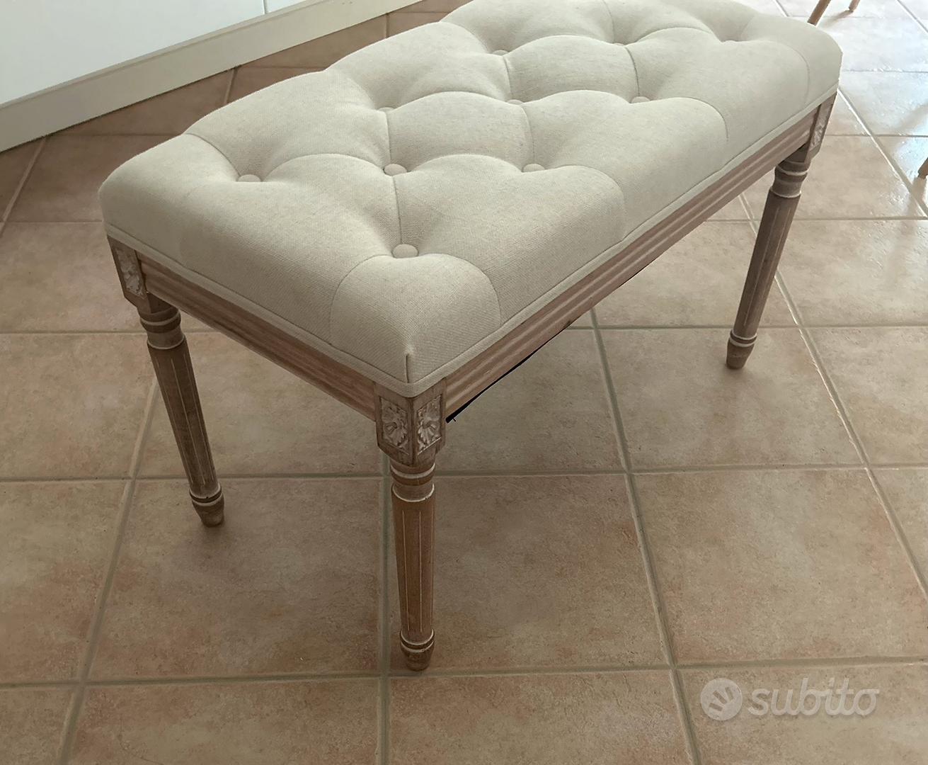 Pouf-Panca beige chiaro , gambe legno - Arredamento e Casalinghi In vendita  a Milano