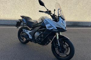 CF MOTO 650MT