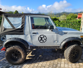 Suzuki Samurai sj500
