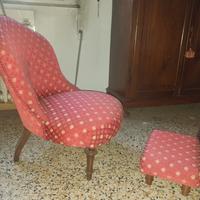 Poltroncina e poggiapiedi