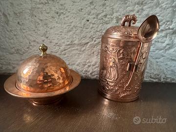 Due deliziosi oggetti etnici