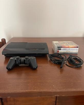 PS3 Super Slim 500GB + controller + 4 giochi