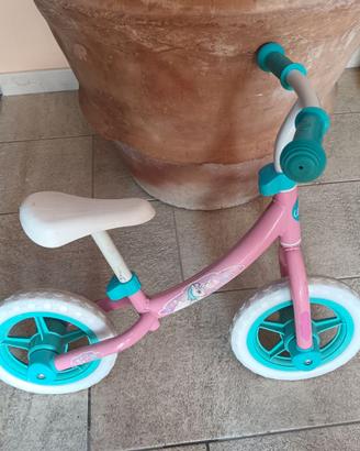 bicicletta senza pedali