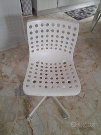 sedia da scrivania con rotelle