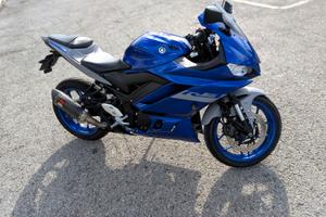Yamaha YZF-R3 Akrapovic
