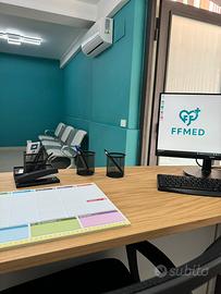 Ufficio arredato-studio