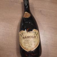 Antica bottiglia di Barolo del 1975