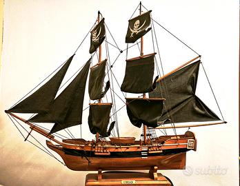 Galeone dei pirati perla nera Corsair