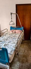 Letto ospedaliero elettrico