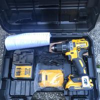 Trapano avvitatore DeWalt DCD791D2