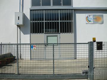 Capannone massa lombarda