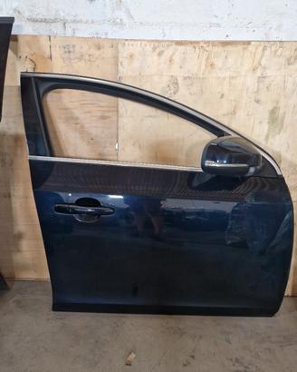 Volvo S60/ V60 2011-2018 Porta anteriore dx 