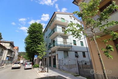 3 LOCALI A ASCOLI PICENO