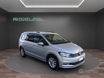 Volkswagen Touran 1.6 tdi Highline 115cv.NAVI.UNIC