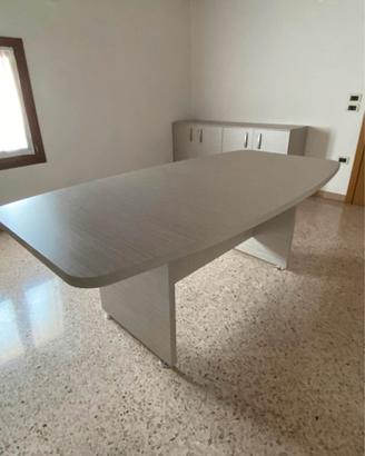 Tavolo da ufficio