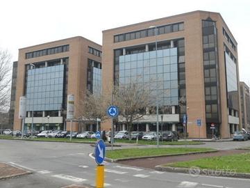 Zona Tribunale uffici mq 1.000 divisibili 4 ingres