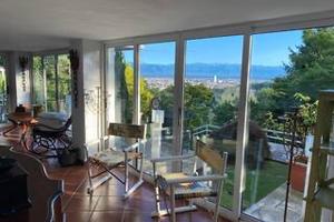 Bilocale in villa con posto auto ideale per medici