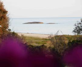 T.S.G. Bilocale a ridosso delle spiagge vista mare