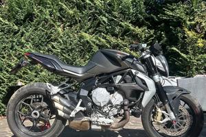 MV Agusta Brutale 675