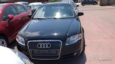 Audi a4 2009 ricambi