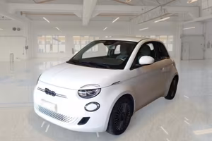 FIAT 500E ELETTRICA ICON + 3 PORTE BERLINA