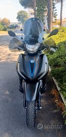 Scooter Piaggio Beverly  310 S 05 2025