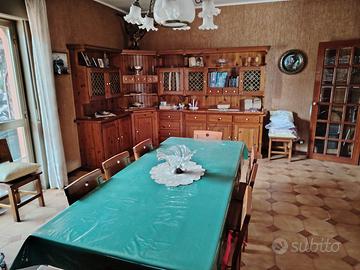 salone in legno di pino Berloni