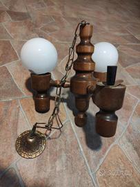 Lampadario in legno