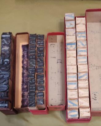 3 set caratteri mobili in legno timbri